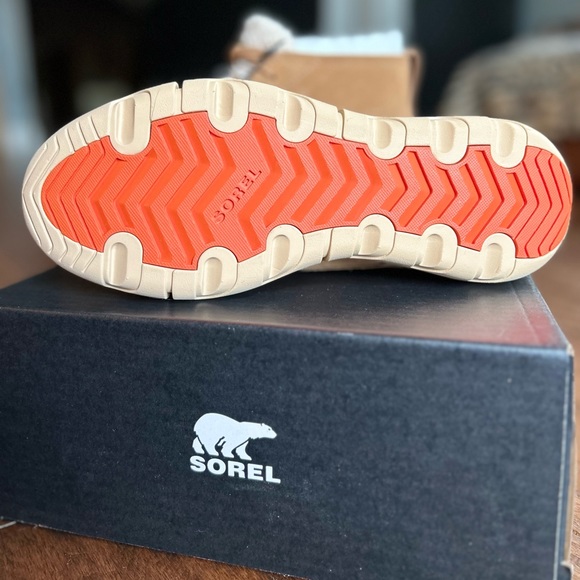 BNIB Women’s Sorel Explorer ll Drift Boot - Sneaker Inspired - Picture 3 of 5